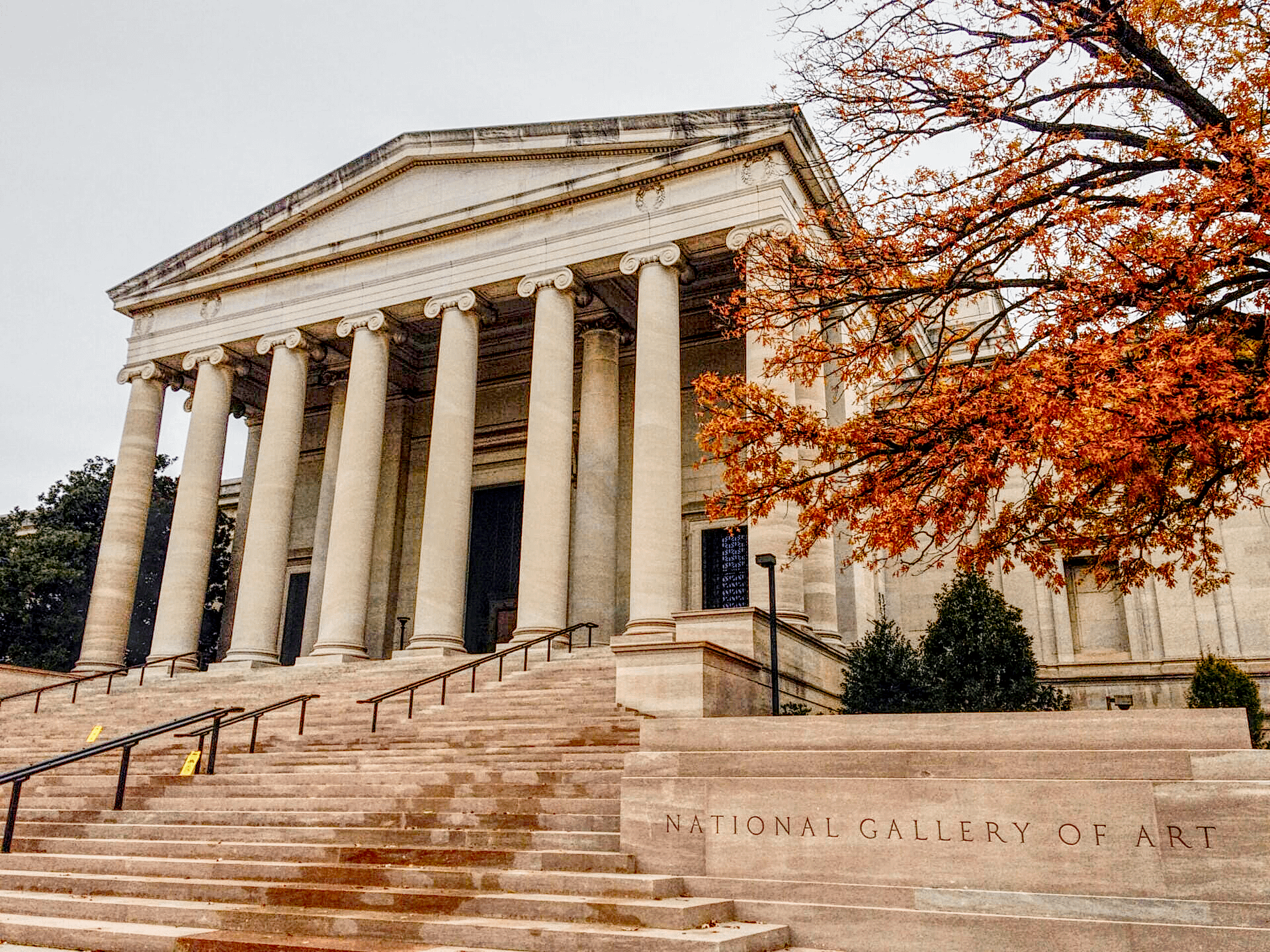 enjoying-masterpieces-at-the-national-gallery-the-art-sanctuary-in-the